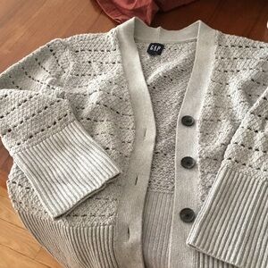 GAP Women's Light Gray Knit Cardigan